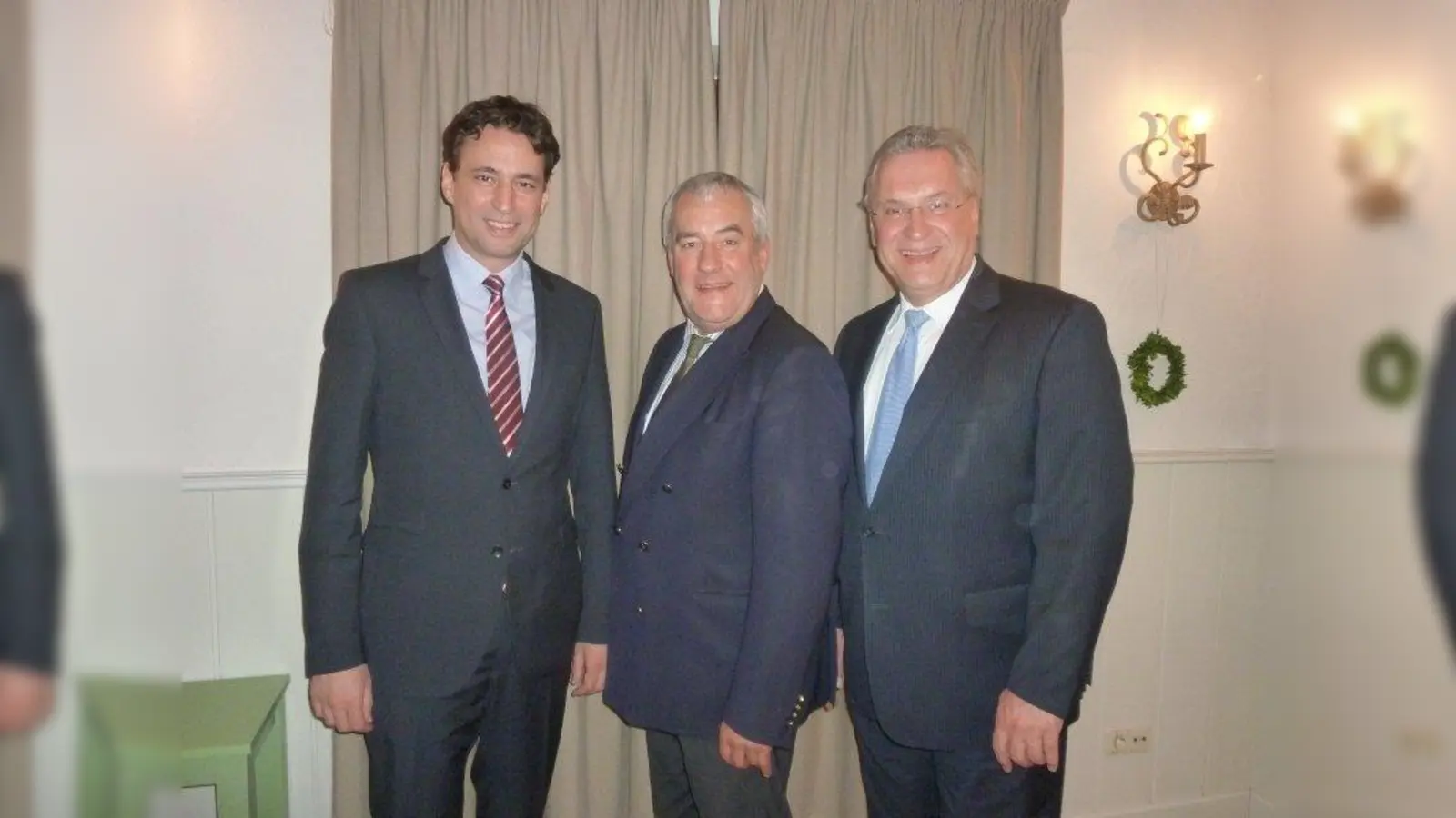 Grünes Licht für den fehlenden U6-Kilometer (von links): Bildungsstaatssekretär Georg Eisenreich, Wissenschaftsminister Ludwig Spaenle und Verkehrsminister Joachim Herrmann. (Foto: pi)