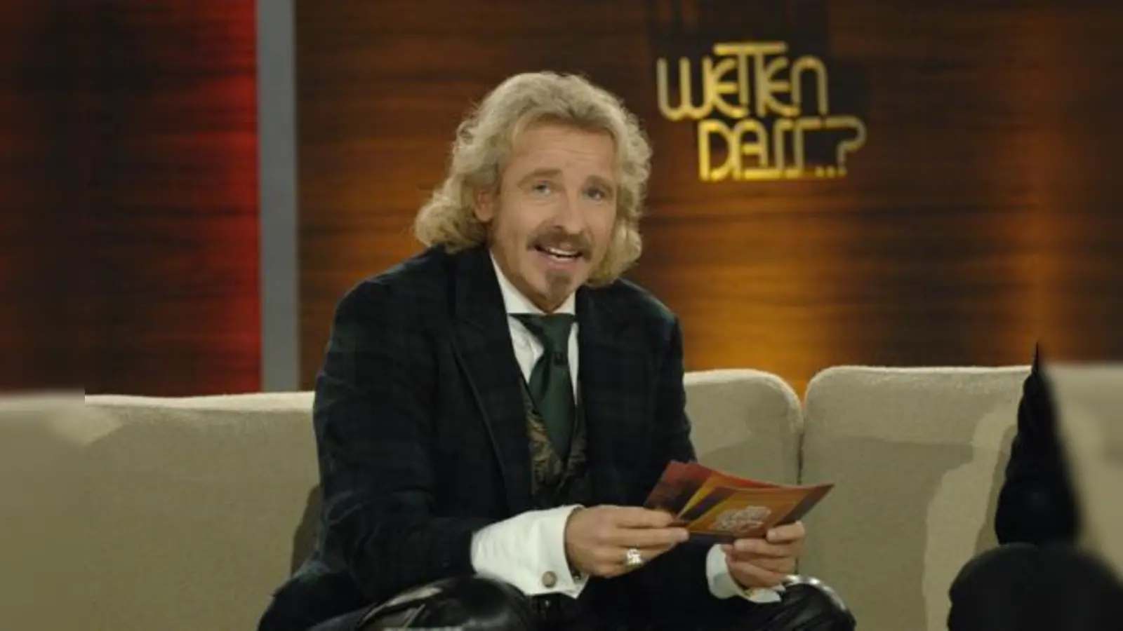 Top die Wette gilt: TV-Entertainer Thomas Gottschalk sendet live aus der Münchner Olympiahalle. Foto  (Foto: ZDF/Carmen Sauerbrei)