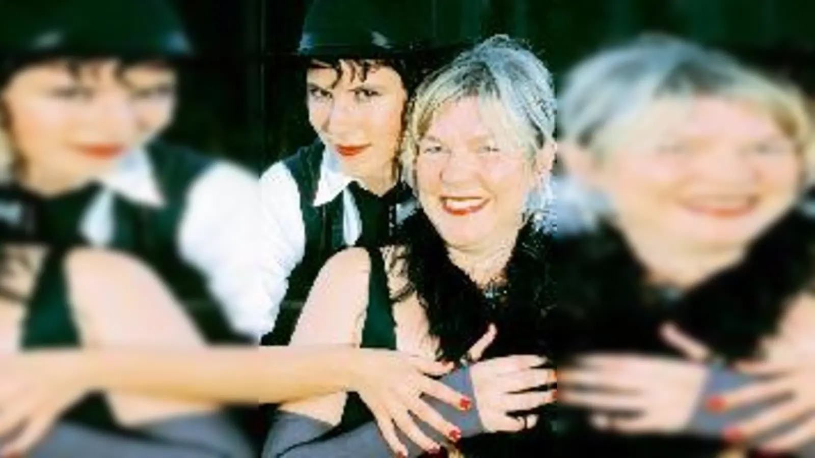 Nina George und Sybille Schrödter.	 (Foto: H.-J. Israel)
