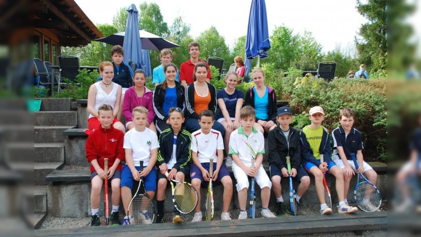 Kinder und Jugendliche aller Alterklassen nahmen an den Jugendvereinsmeisterschaften des TC Kreuzlinger Forst teil. (Foto: TC)