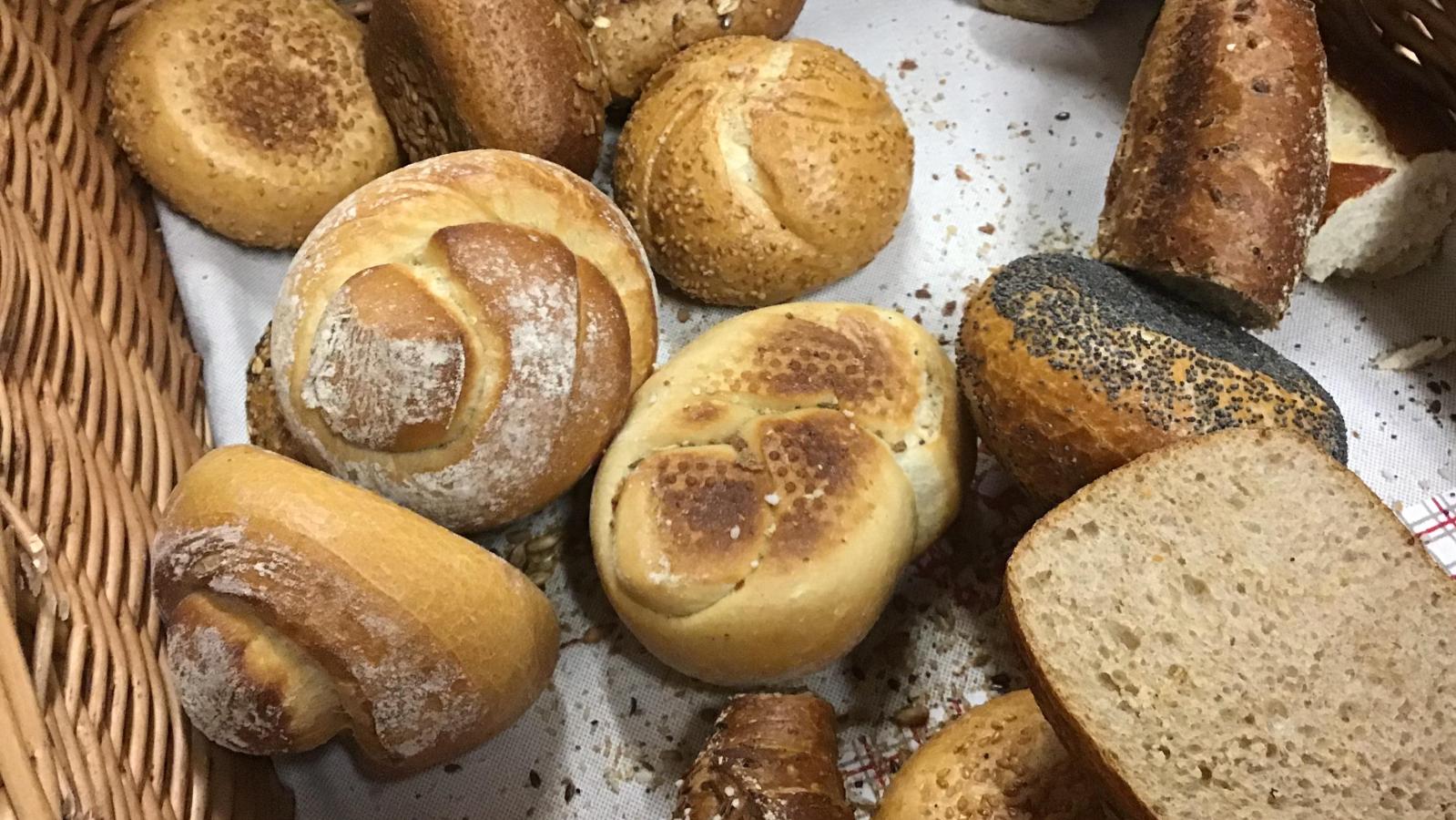 Seniorenfr-hst-ck-im-Pfarrsaal-St-Rita