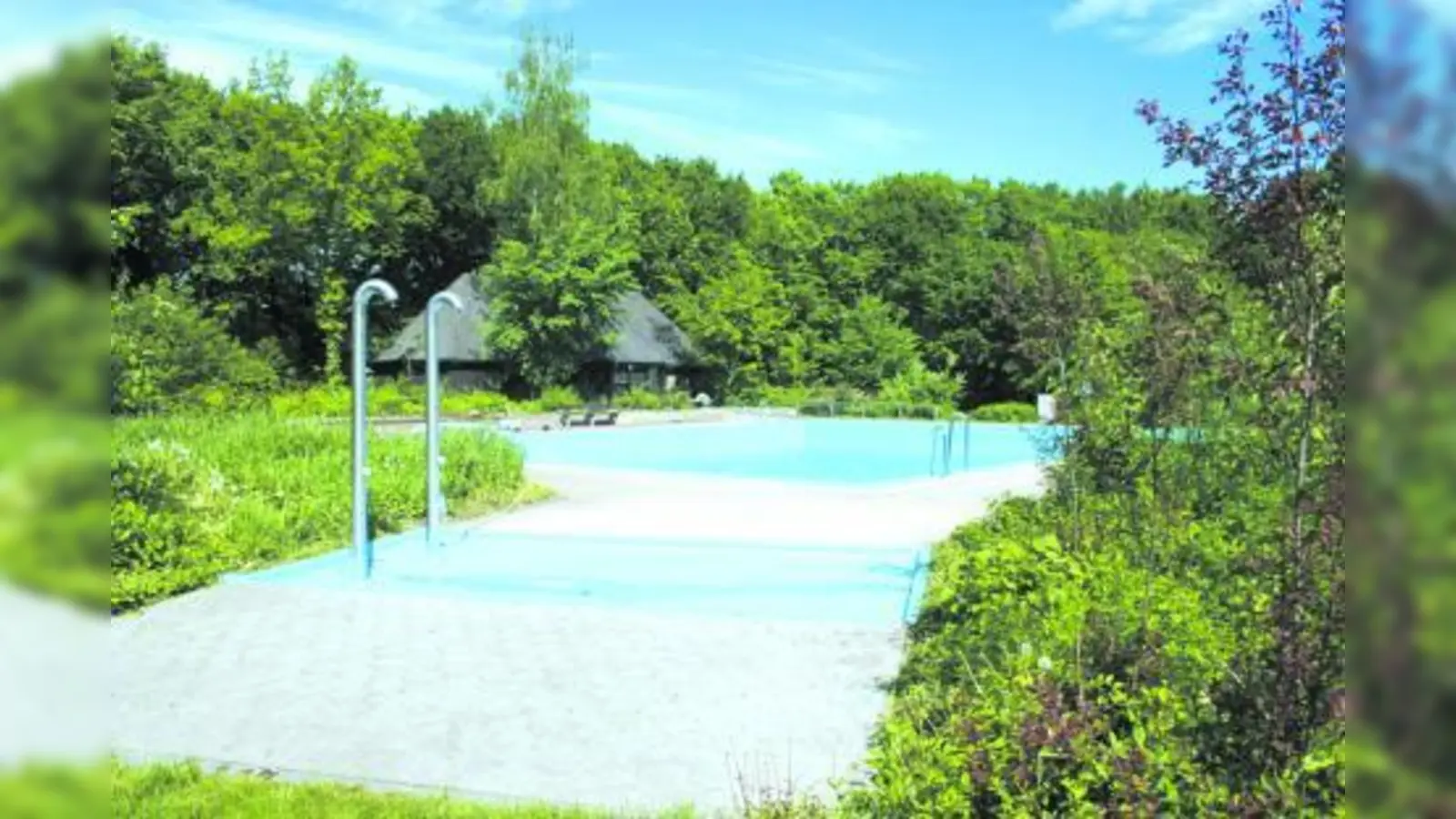 Letzte Saison für das Sommerbad? Die Zukunft des Allacher Bades hängt von den Besucherzahlen ab. (Foto: Archiv)