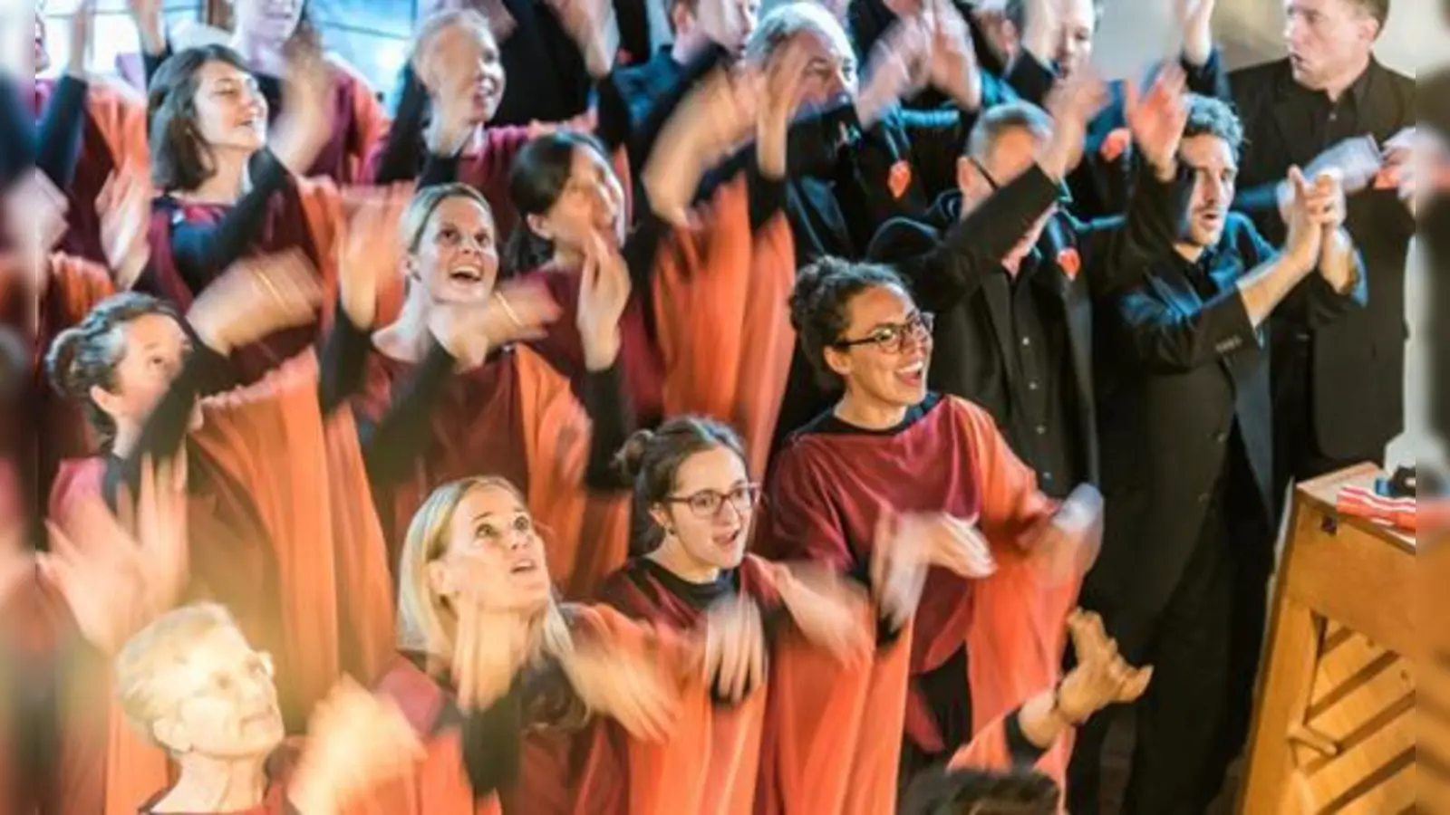 Große Singfreude und mitreißende Energie zeichnen den Gospelchor St. Lukas aus. 	 (Foto: VA)
