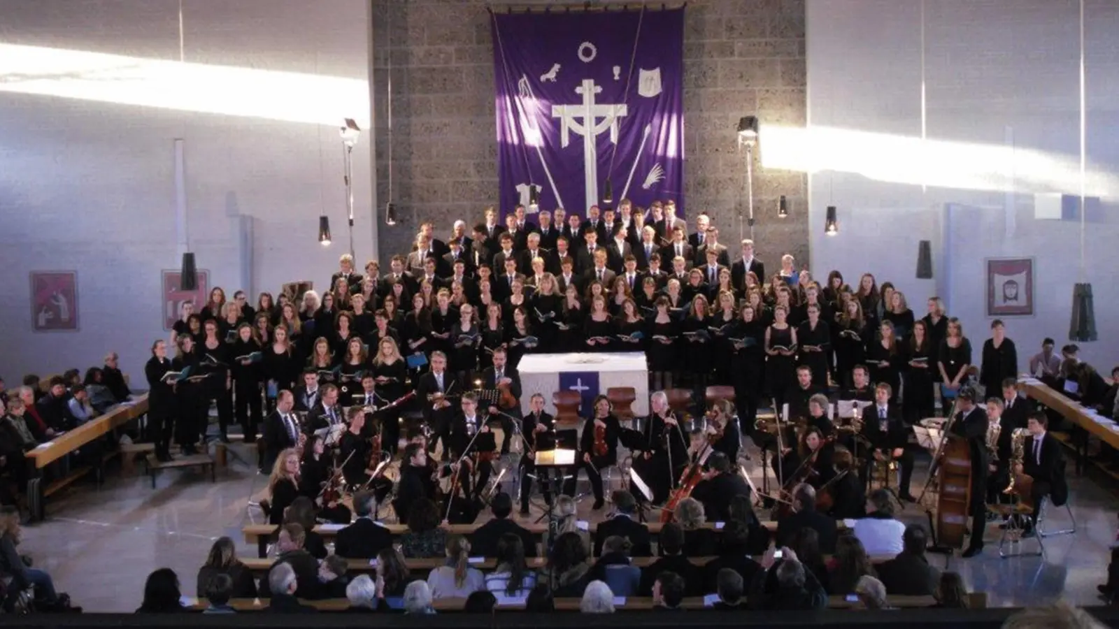 In St. Bartholomäus findet ein Konzert zur Passionszeit am 6. April statt.  (Foto: Kammerchor Oberhaching)