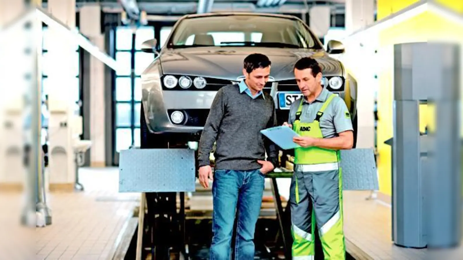 Machen Sie Ihr Auto startklar. Mit einem Fahrzeugcheck im ADAC Prüfzentrum	 (Foto: ADAC)