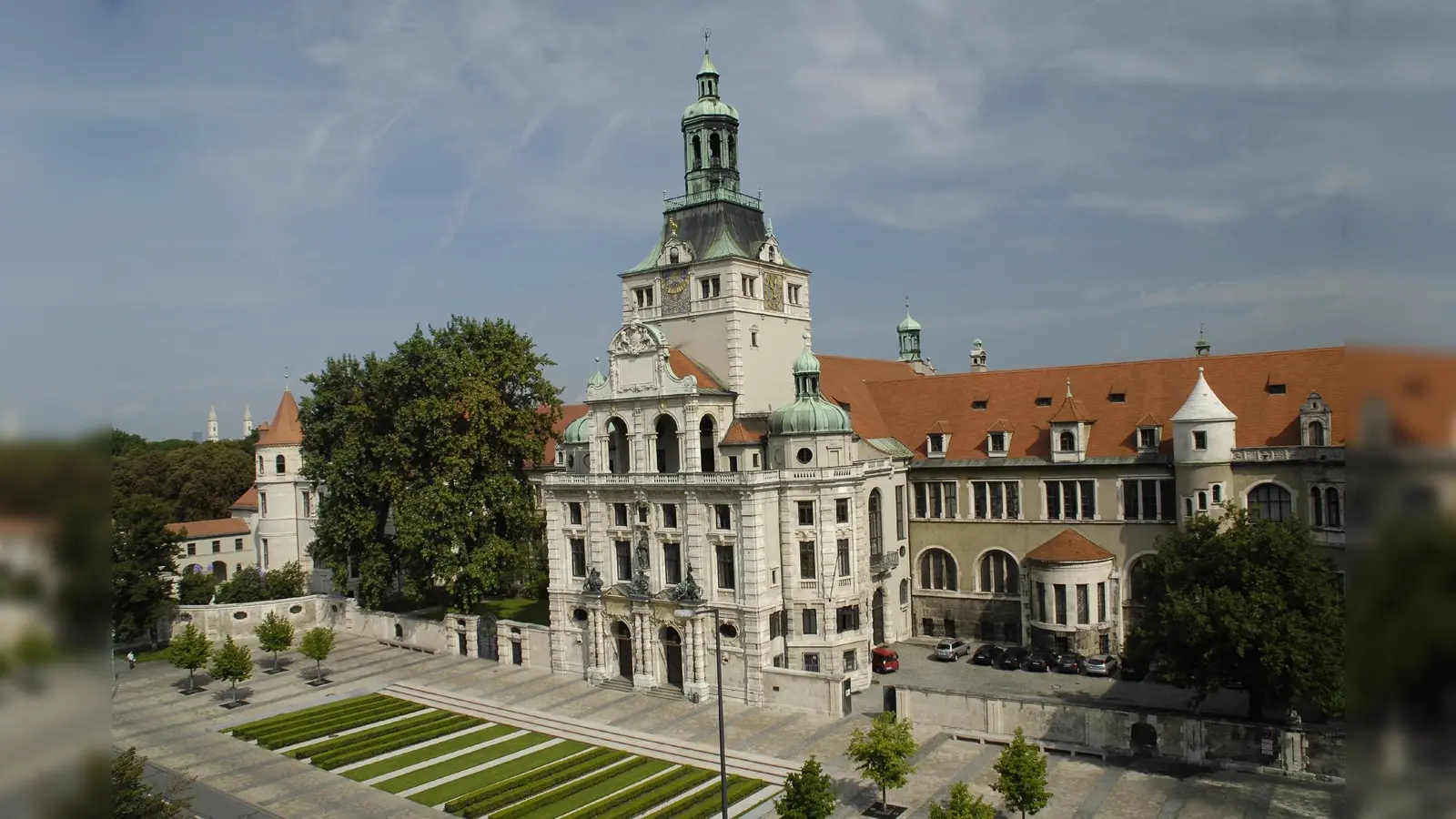 Jeden Sonntag um 15 Uhr ist im Bayerischen Nationalmuseum Zeit für Kinder und Familien. Spezielle Workshops und Führungen warten auf sie.  (Foto: © Bay. Nat.mus. München)