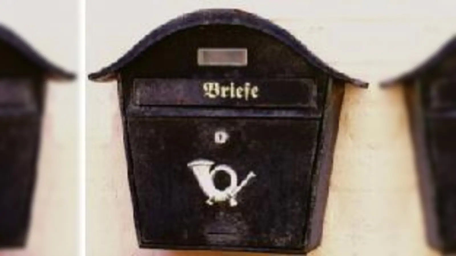 In Deutschlands Dörfern gibt es möglicherweise bald keine Briefmarken mehr zu kaufen. Die Briefkästen dürften daher künftig leer bleiben.  (Foto: Pixelquelle)