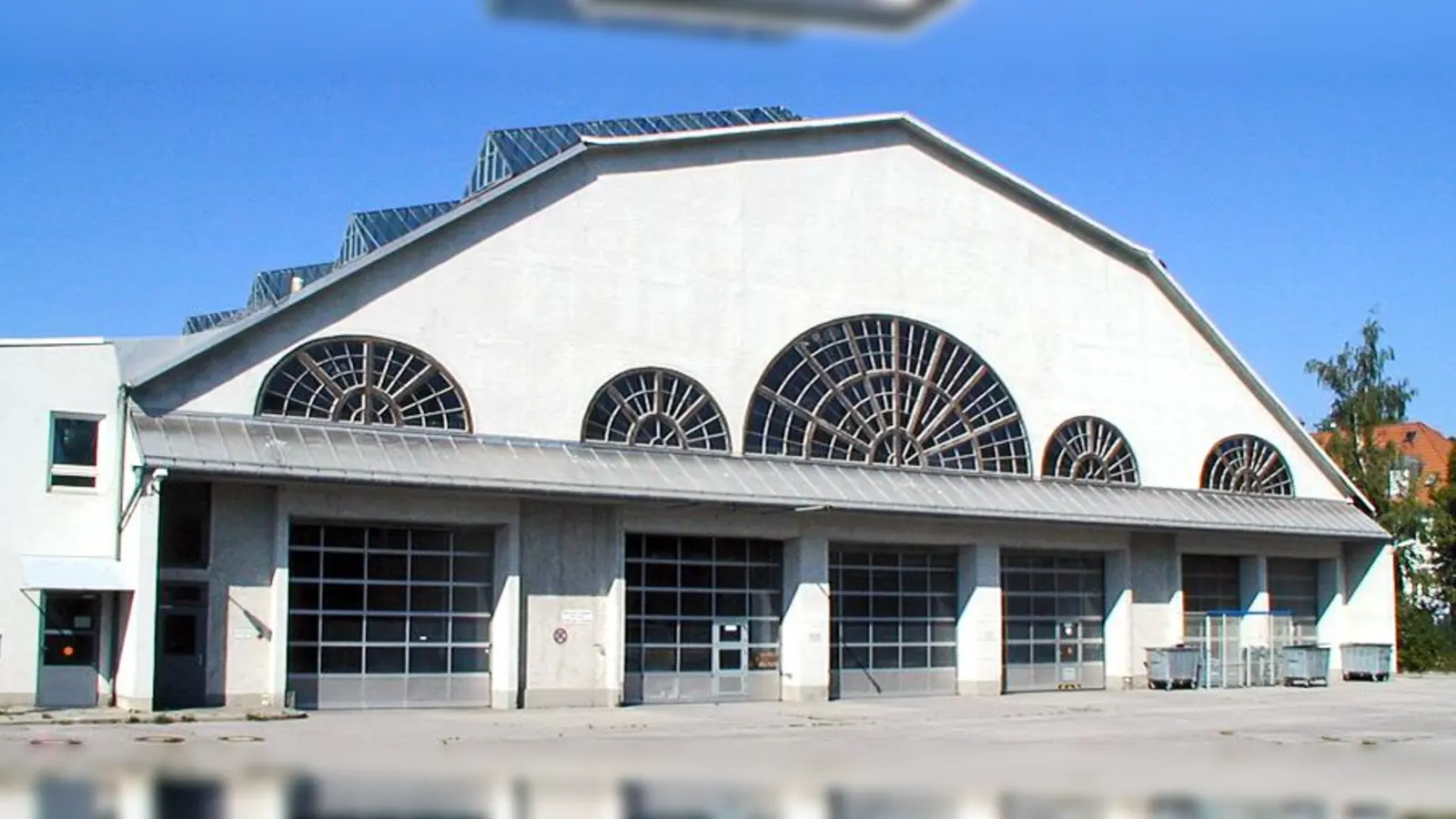 Die Zeppelinhalle steht unter Denkmalschutz. (Foto: job)