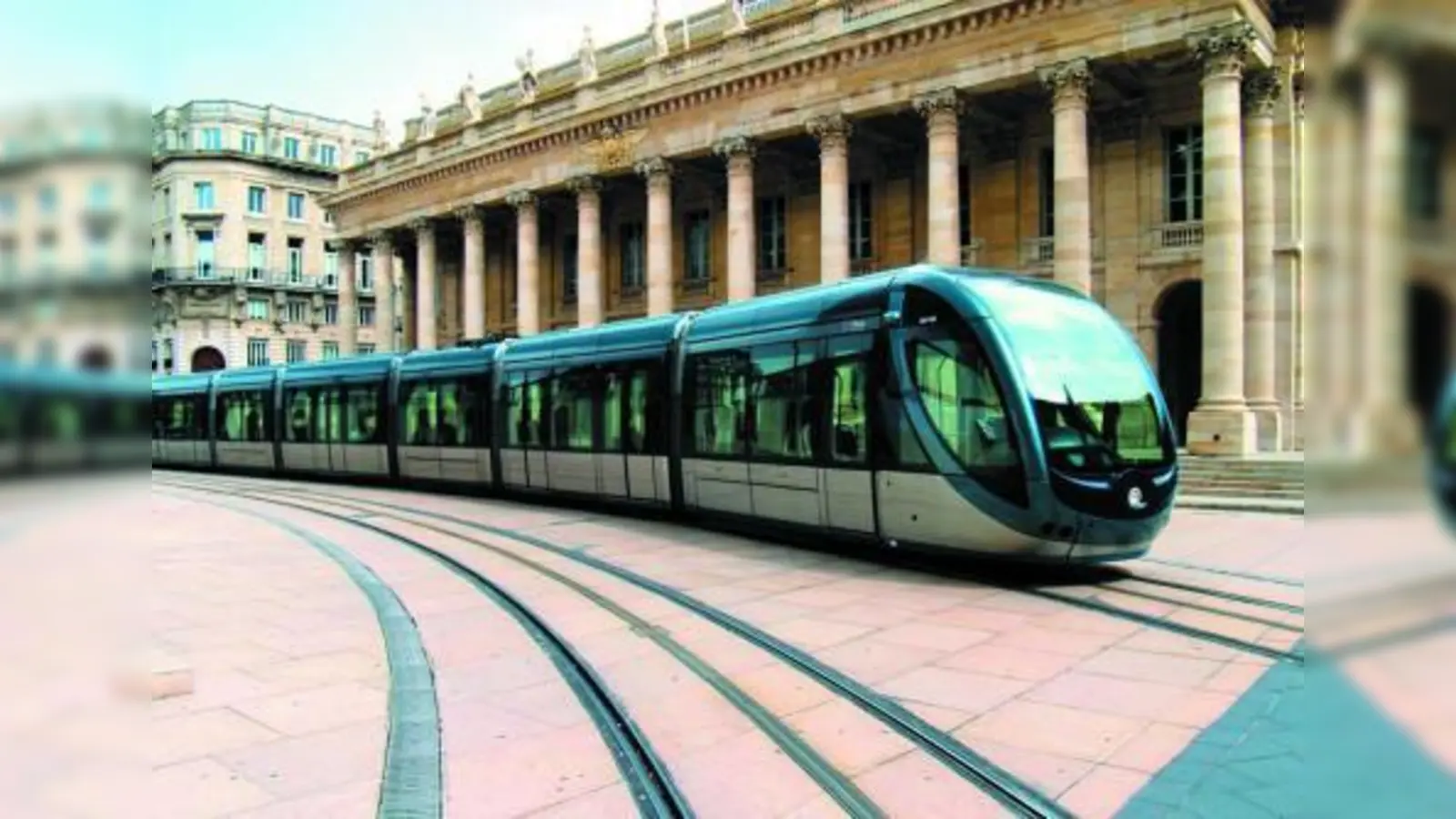 Trambahnen fahren auch in Bordeaux ... (Foto: viennaslide)