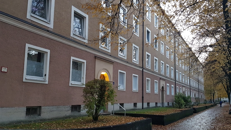 Das heutige Wohnhaus in der Weißenseestraße 7-15 verrät nichts über seine Vergangenheit als Lager für Zwangsarbeiterinnen. (Archivbild: bs)