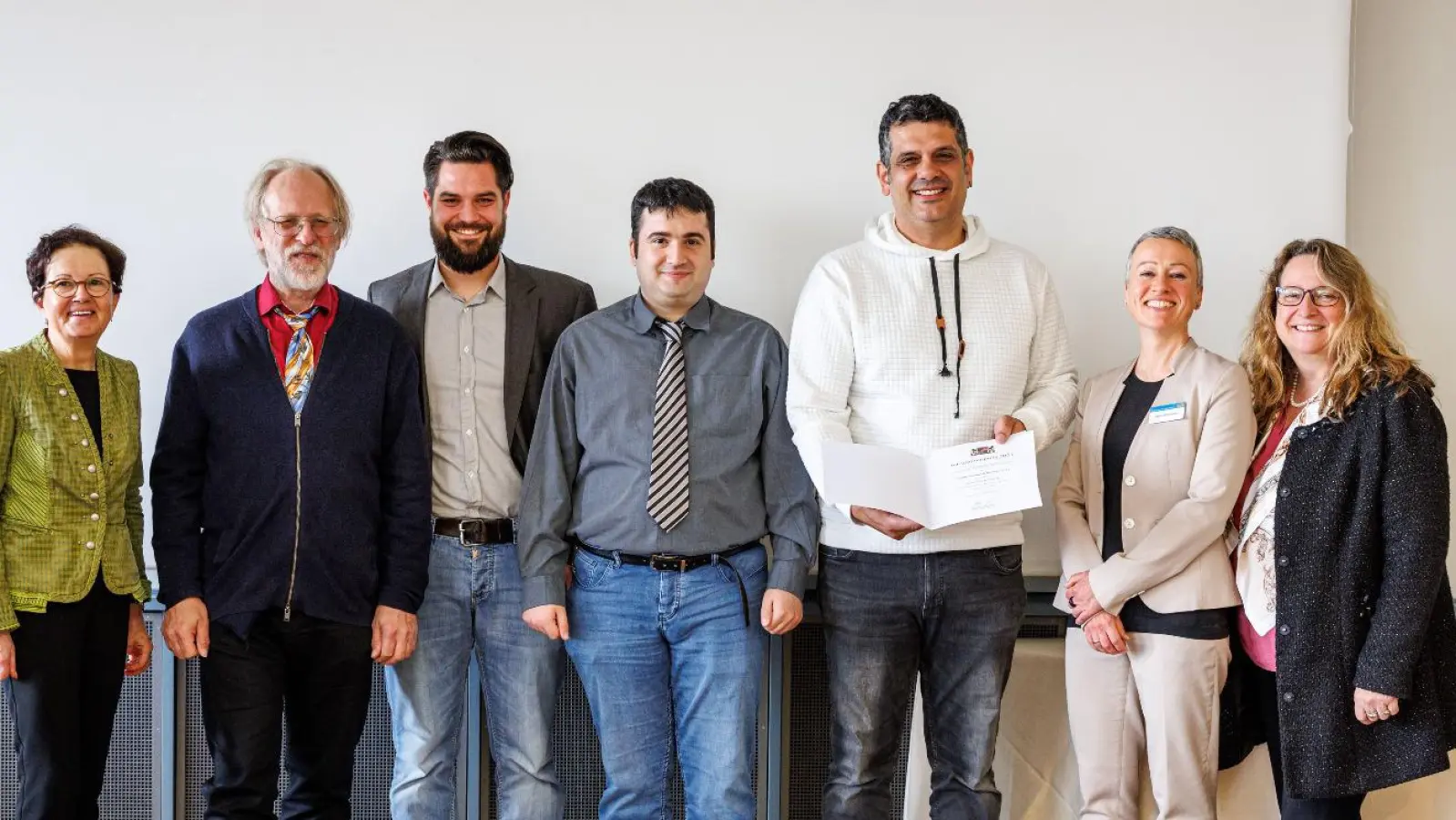 Das Team vom Perlacher Herz freut sich sehr über die verdiente Auszeichnung mit dem Integrationspreis.  (Foto: Lapp)