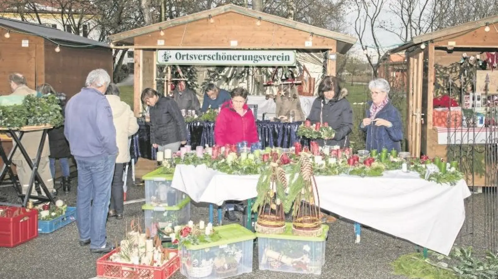 Individuelle Weihnachtsdeko gibt es am Adventsmarkt zu erstehen. (Foto: Gemeinde Berglern)