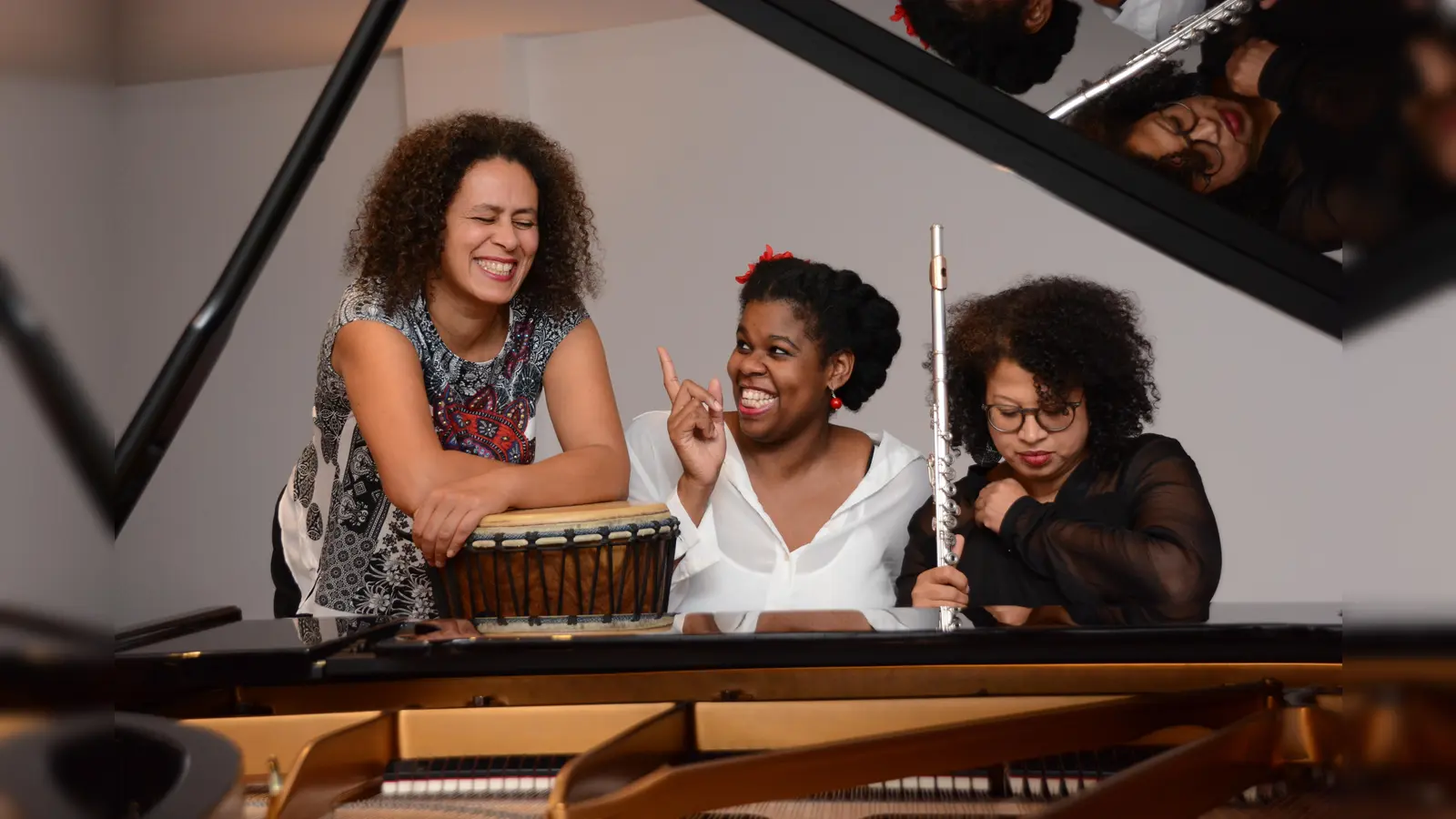 Die drei Musikerinnen spielen Werke von Komponistinnen des 20. und 21. Jahrhunderts.  (Foto: Sabine Mairiedl)