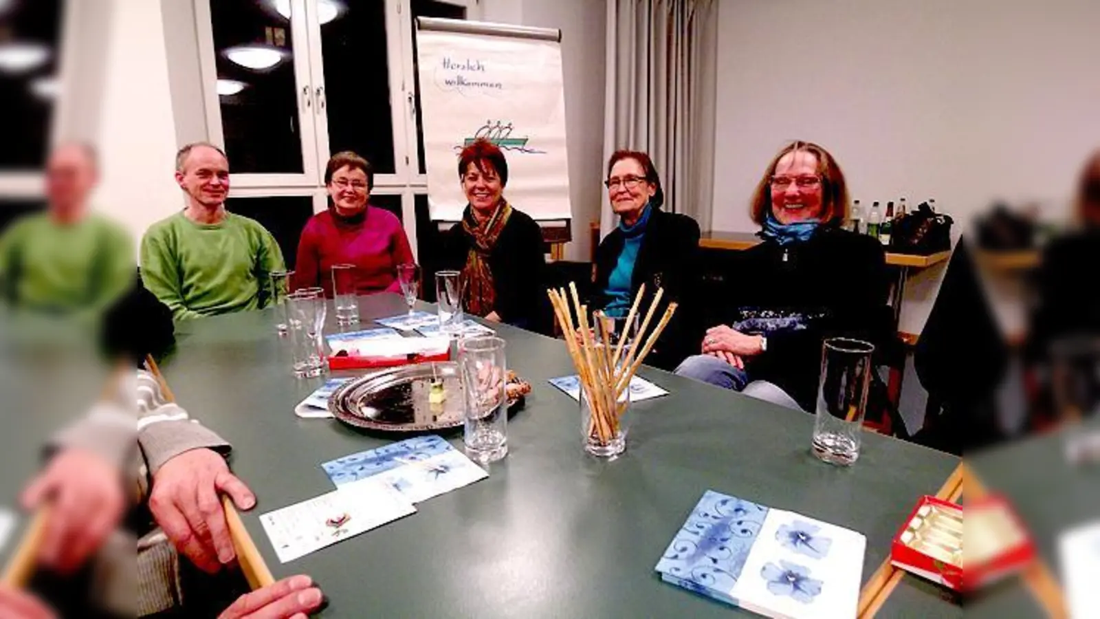 Sie helfen zum Nulltarif  für Weiterbildung ist die Nachbarschaftshilfe auf Spenden angewiesen. 	 (F.: VA)