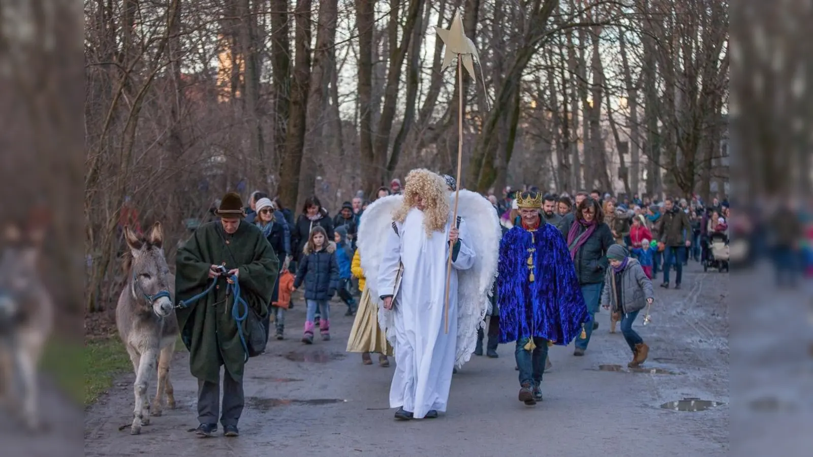 Auf verschlungenen Pfaden geht es durch den Englischen Garten zur Lebenden Krippe am Kleinhesseloher See. (Foto: VA)