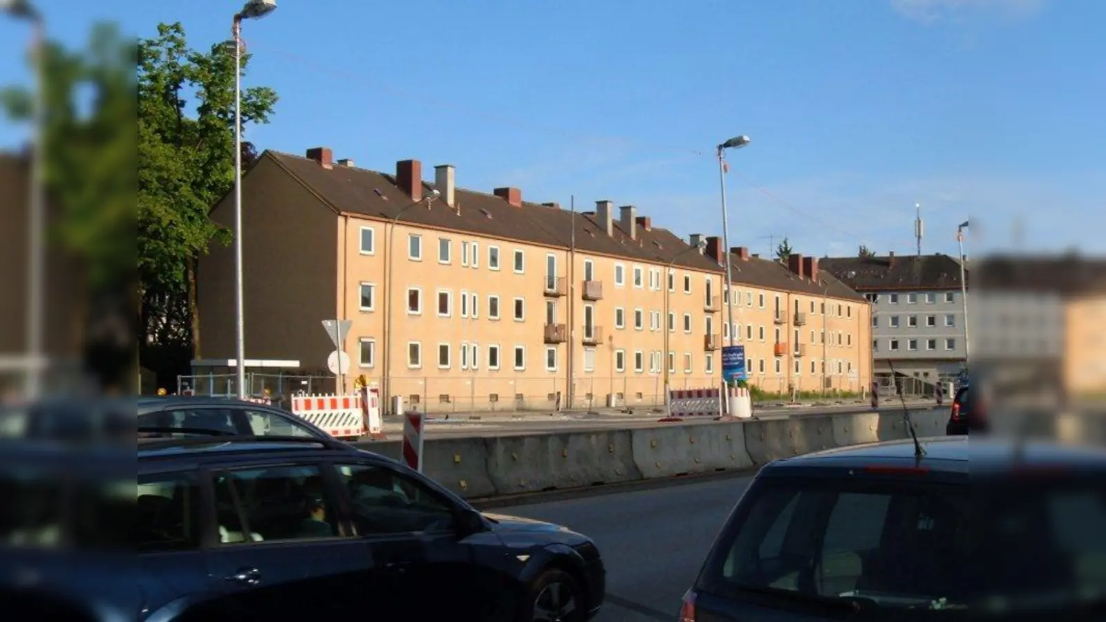 Garmischer Straße 201-207: Bis zum Sommer 2017 soll der Neubau fertig sein. (Foto: AH)