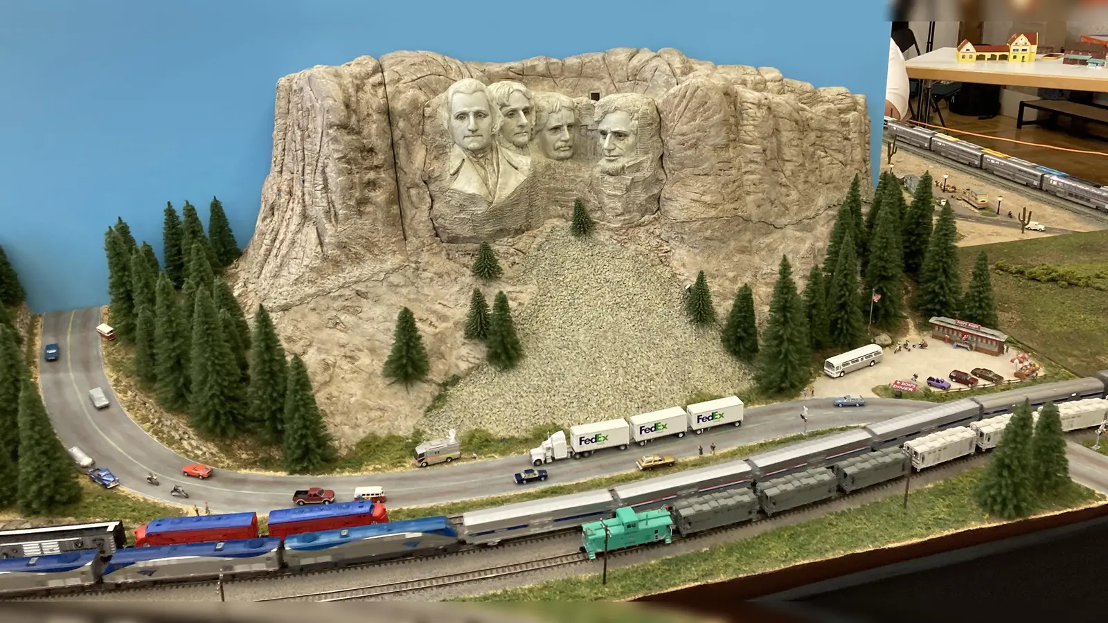 Für Modellbaufreunde aller Art ist beim Modellbautag in Unterhaching jede Menge geboten. (Foto: Schallmoser)