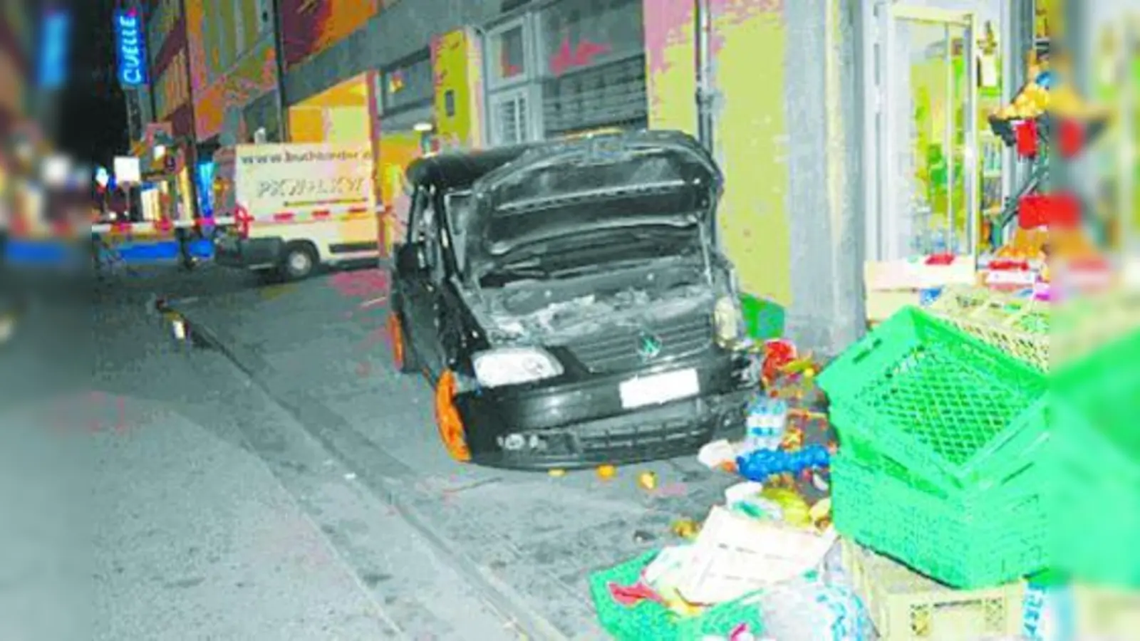 Das erzwungene Ausweichmanöver eines Pkw-Fahrers führt auf der Schwanthaler Höhe zu hohem Sachschaden. (Foto: pi)