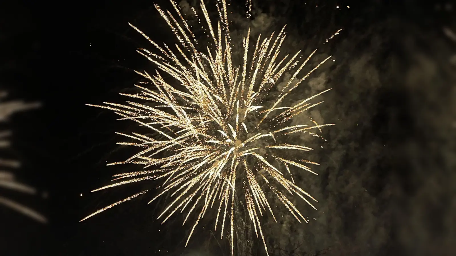 Die Silvesterraketen sind längst verraucht, da lädt das ASZ Moosach zum Neujahrskonzert ein. (Symbolbild: hw)