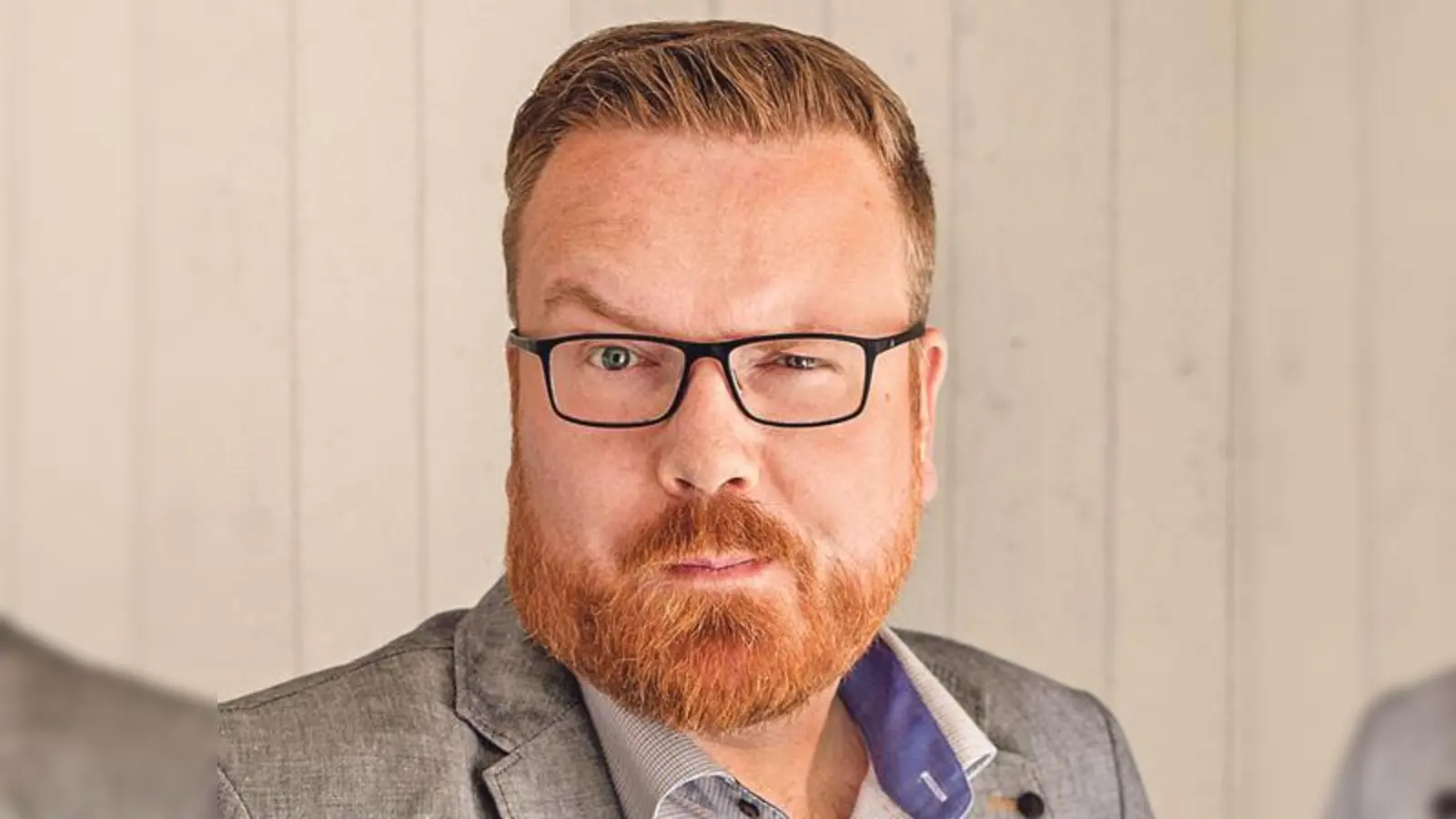 Oliver Walter gehört zu den sechs Künstlern, die am 20. April bei der Kleinkunstbühne Deisenhofen auftreten.          (Foto: VA)