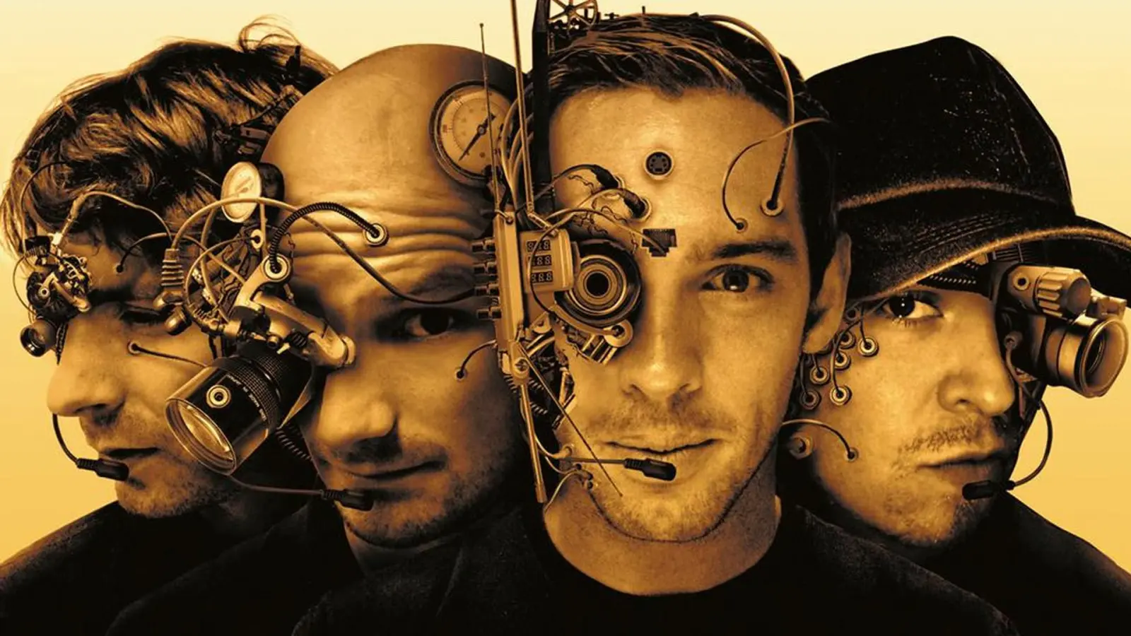 Cover des Albums "Zoomcraft" von Liqudio 2008. 2.v.l.: Bassist Stefan Schulte-Holthaus. (Foto: 2008 Locomotive Records)