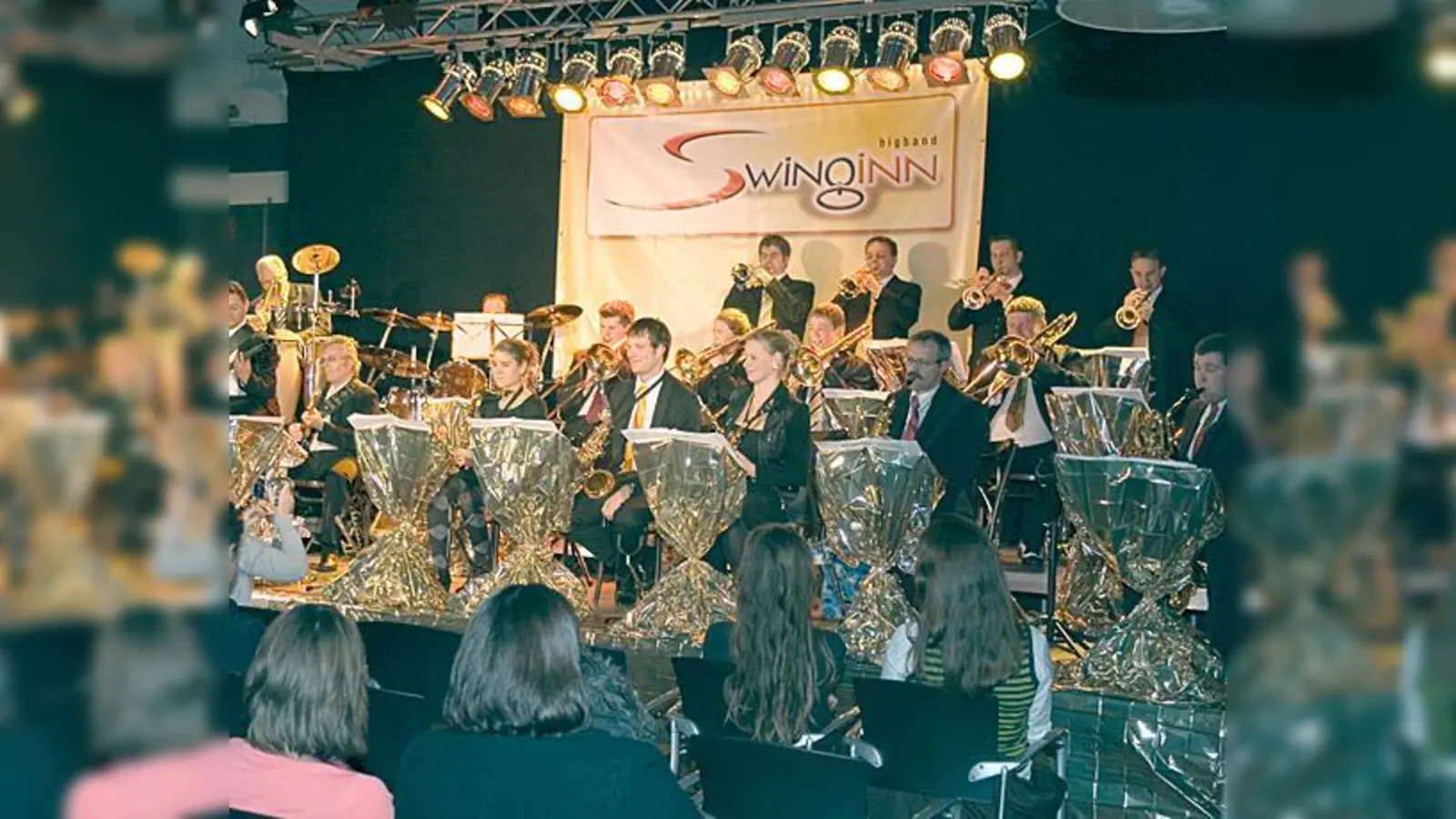 Swing ist angesagt am 29. Oktober in Steinhöring, wenn eine Rosenheimer Bigband aufspielt.  (Foto: VA)