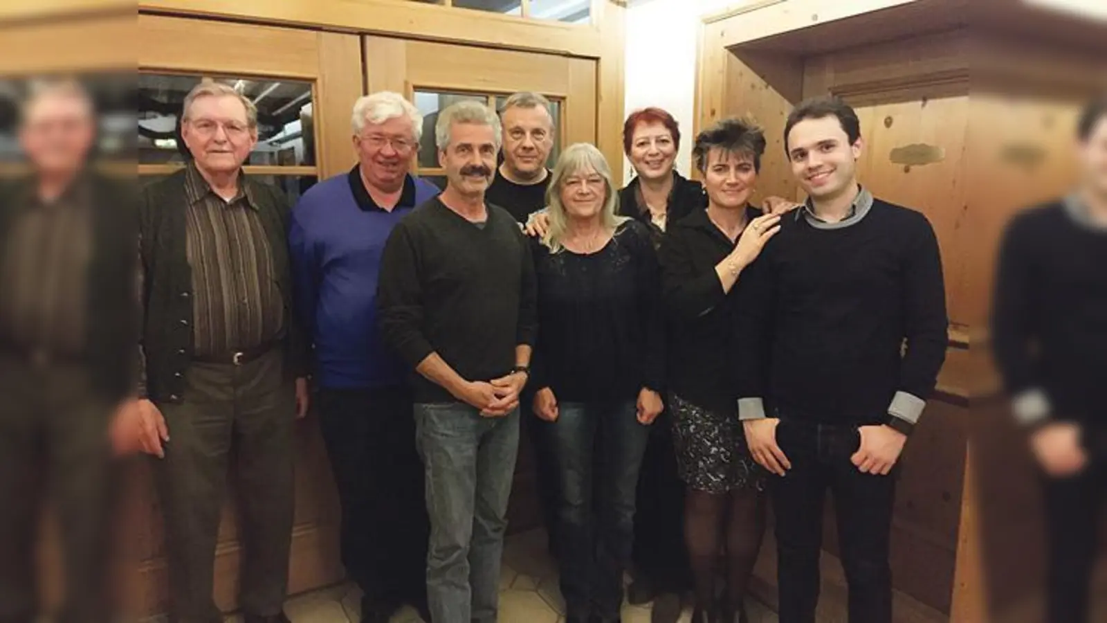 Der neue, alte Vorstand der SPD (v. l.)  Hans Dosch, Alfred Widmann, Michael Schanz, Thomas Bonz, Marion Hussmanns, Birgit Schmidl, Anke Liebsch und Matteo Dolce.	 (Foto: VA)