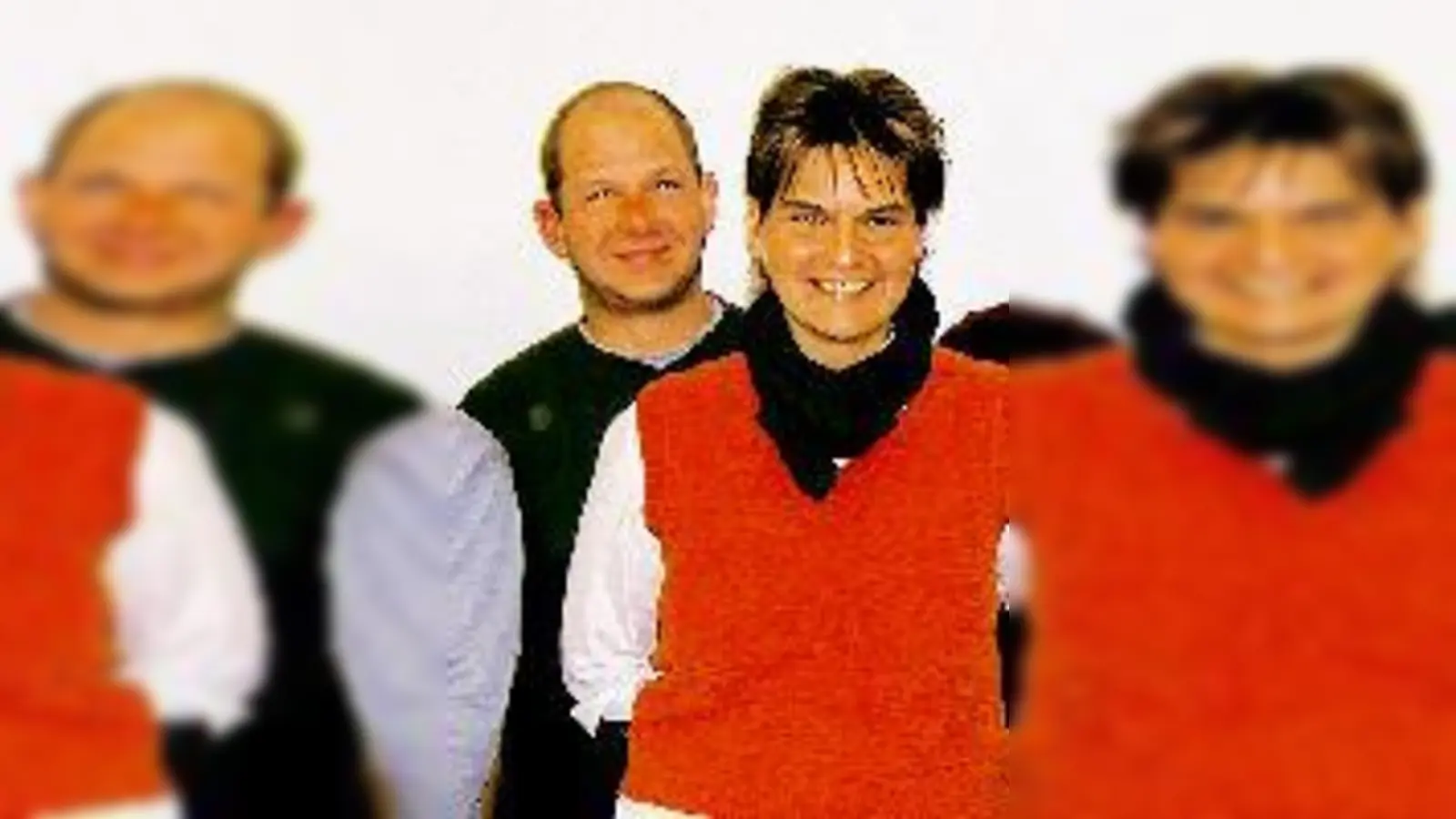 Die frisch gewählte Ortsgruppenleitung der WW Eching  (Foto: Frank Leuner (2. Vorsitzender), Rainer Schmidt (SEG-Tauchwart), André Bock (1. Vorsitzender), Petra Sievers (Kassenwartin), Sebastian Krämer (3. Technischer Leiter), Lothar Aichinger (1. T)