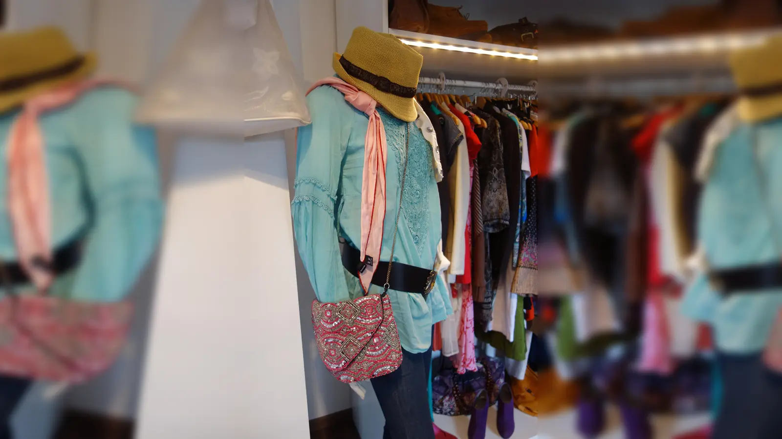 Im Allerlei in Aying findet man gut erhaltene Mode-Schnäppchen, gute für den Geldbeutel und die Umwelt. (Foto: hw)