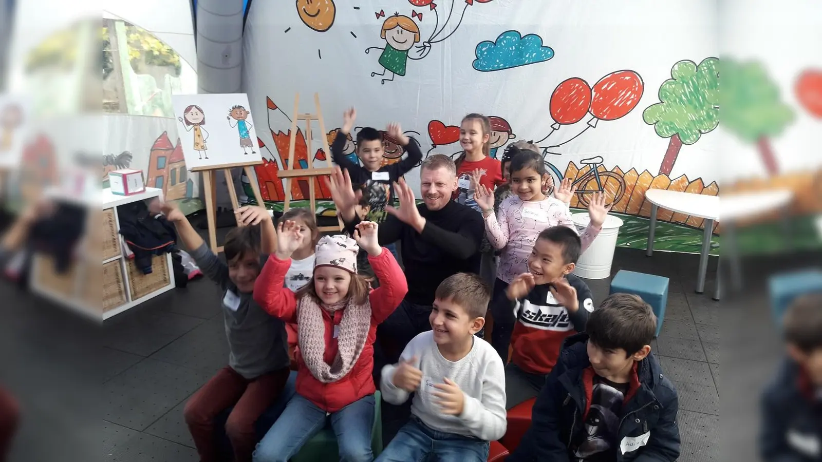 Wolfgang Berchtold, Entwickler des WerteRaum-Konzepts: „Wir suchen immer Unterstützer, die uns helfen, den Weg der Vermittlung mit uns zu gehen und an Schulen zu bringen. Wir freuen uns über jedes Interesse“. (Foto: VA)