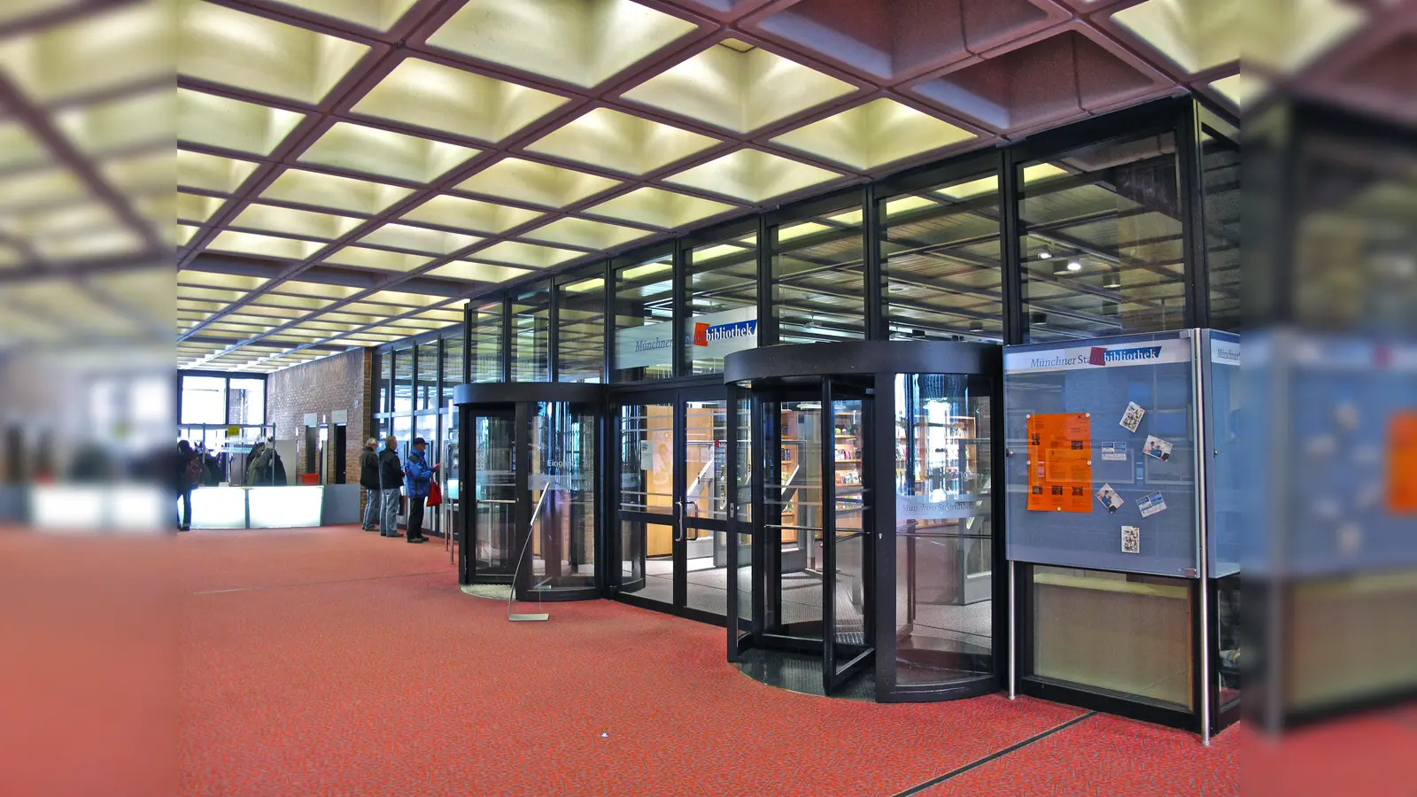 Die Münchner Statdbibliothek am Gasteig wird vorübergehend ins Motorama ziehen. (Foto: Schlaier, CC BY-SA 3.0)