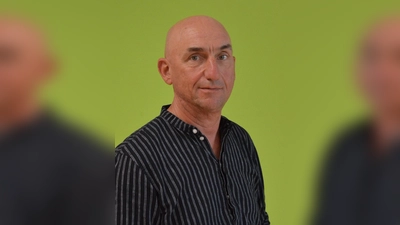 Wolfgang Steger liest in der Stadtbibliothek Freising. (Foto: Stadtbibliothek Freising)