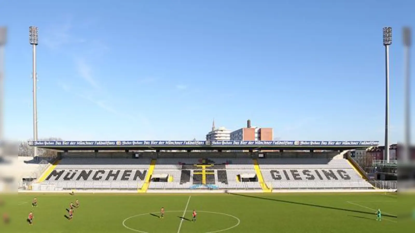 Bereit für die Löwen: das Grünwalder Stadion in Giesing.  (Foto: Anne Wild)