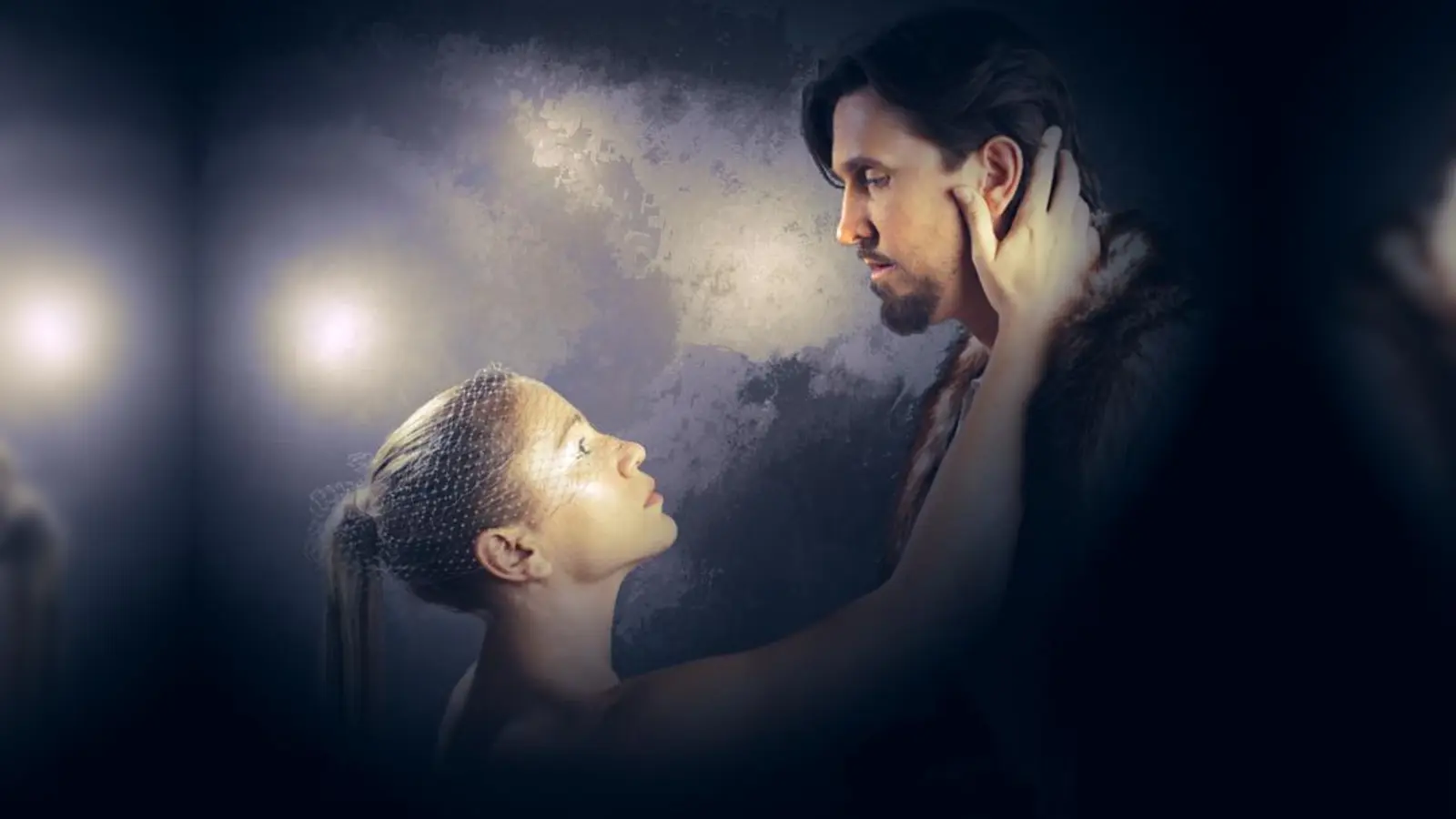 Ab 19. Juni steht Dvorcaks Oper Rusalka auf dem Spielplan in der Pasinger Fabrik. Im Bild Karolina Plickova als Rusalka, Andreas Stauber als Prinz. (Foto: pi)