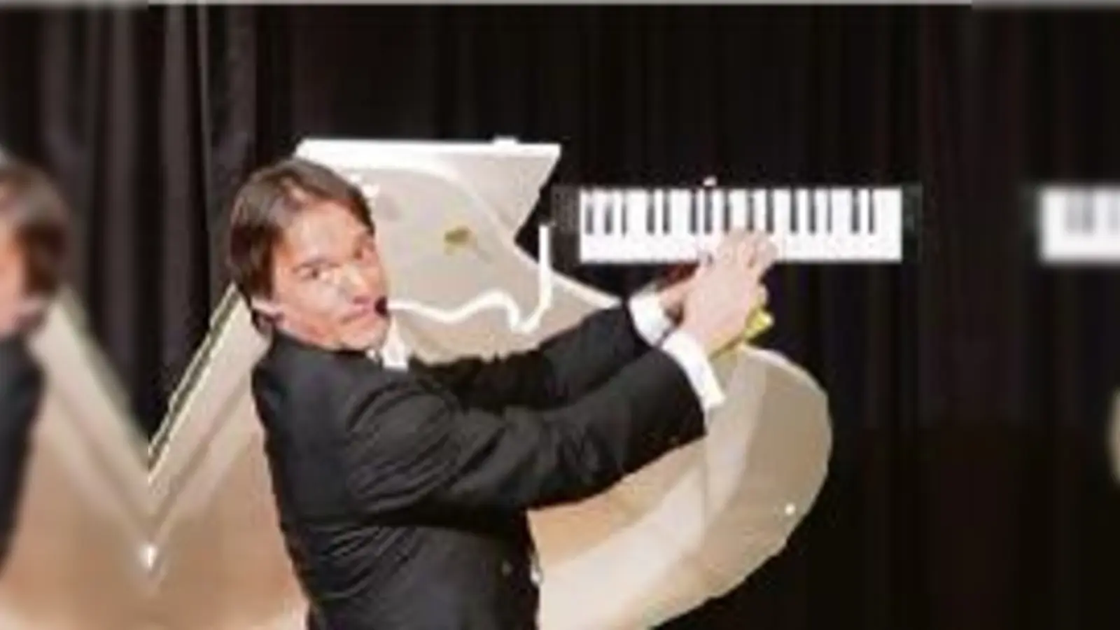 Mozarts Liebeskugeln: Armin Fischer zu Gast in Ismaning. 	 (Foto: VA)