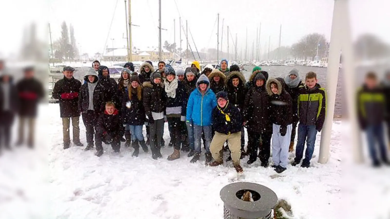2013 blieb der Bus mit den Ottobrunner Austauschschülern 70 km vor dem Ziel im Scheesturm stecken.	 (Foto: privat)