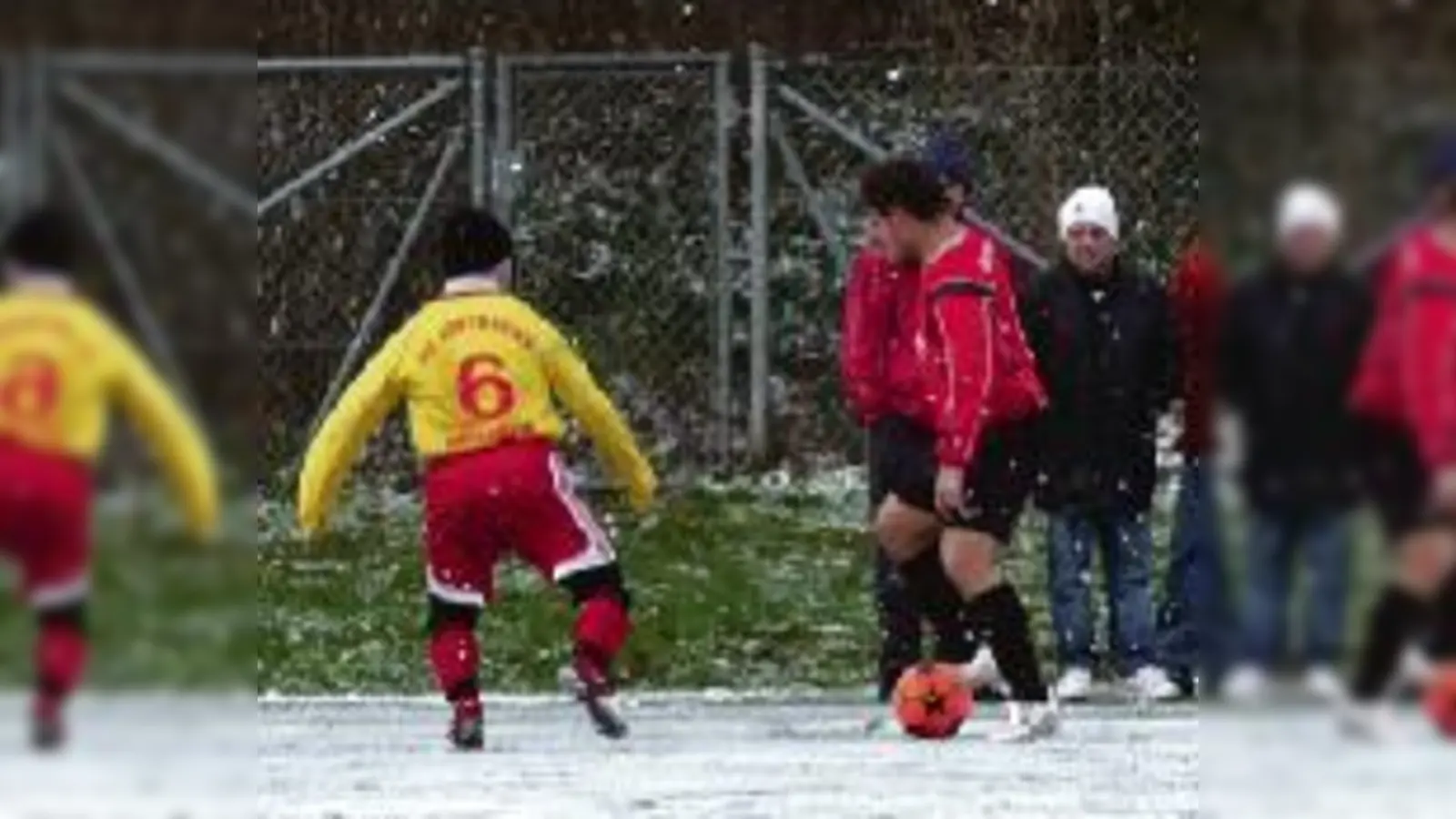 Trotz Schnees sah man den TSV oft auf dem Weg nach  (vorne.Foto: dr)