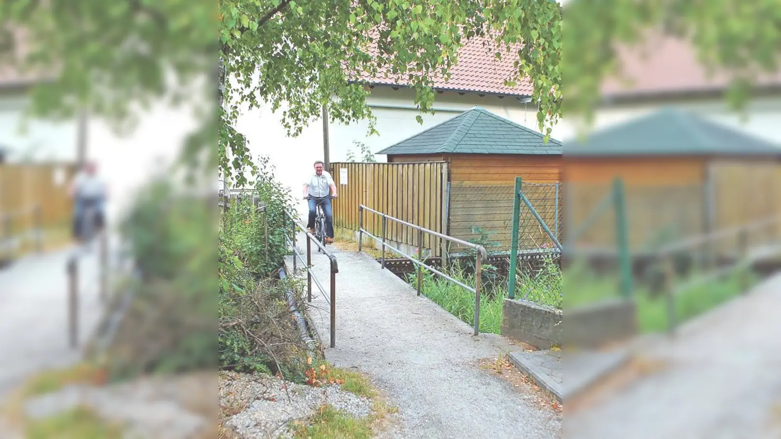 Ein privater Weg in Eitting, der seit 100 oder mehr Jahren benutzt wird, soll jetzt dicht gemacht werden. Die Eigentümer sind zu keinen Kompromissen bereit.	          (Foto: sy)