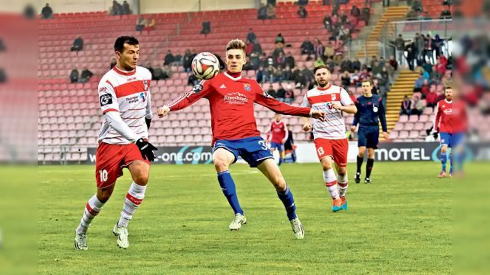 Lucas Hufnagel war mit seinen beiden Treffern der Matchwinner gegen Stuttgart. Der Klassenerhalt rückt in greifbare Nähe.	 (Foto: Stefan Kukral)