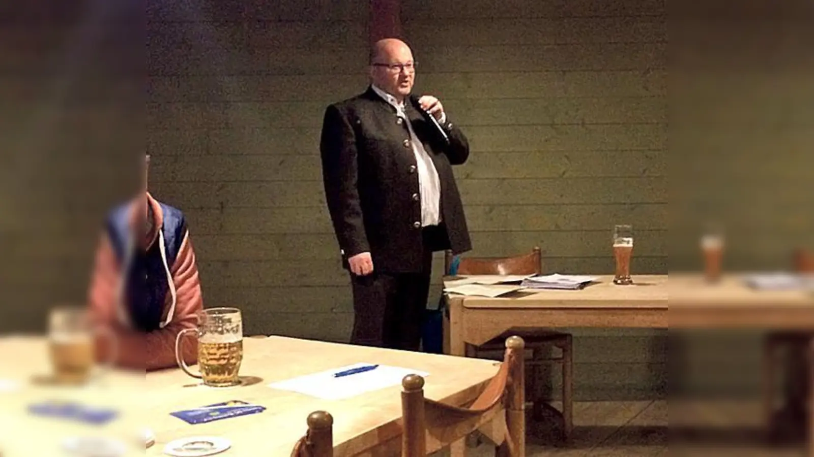 Der vorgeschlagenen Erhöhung der Beiträge stimmten die Tennisspieler des SC Eching zu.	 (Foto: VA)