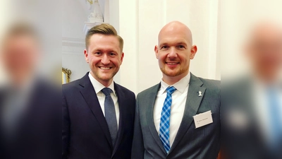 MdB Wolfgang Stefinger (links) mit dem deutschen Astronauten Alexander Gerst. (Foto: Büro Dr. Wolfgang Stefinger)