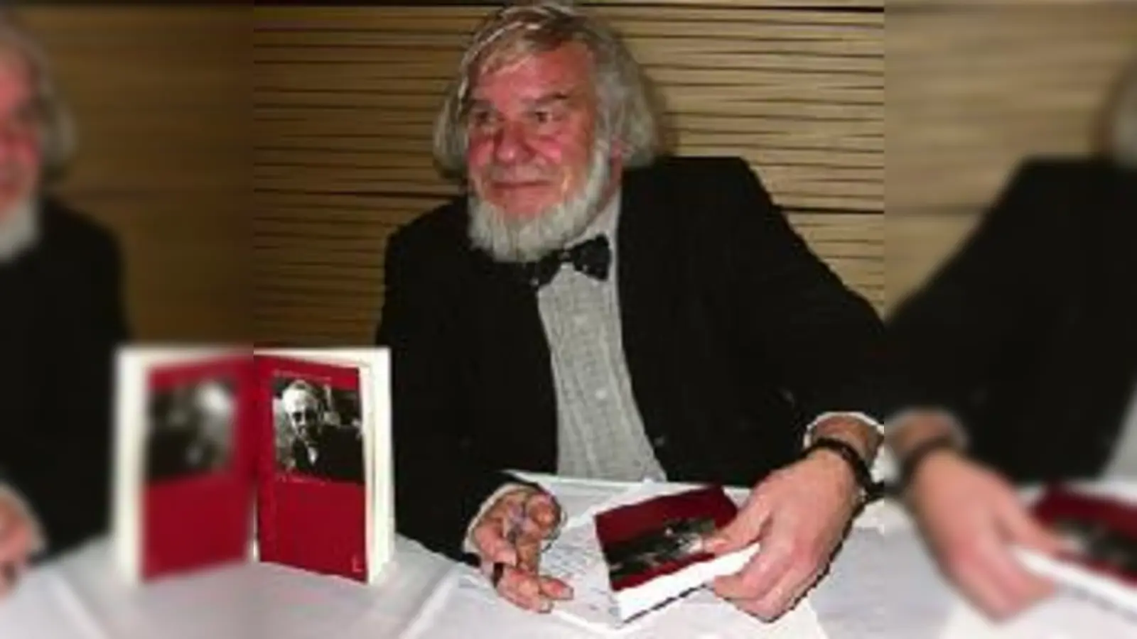 Hausenstein-Biograph Andreas Werner beim Literaturabend im  (Gymnasium.Foto: arn)