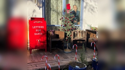 Nicht jeder Deko muss der Vermieter zustimmen, beispielsweise wenn die Hausfassade dazu angebohrt werden müsste. (Foto: hw)