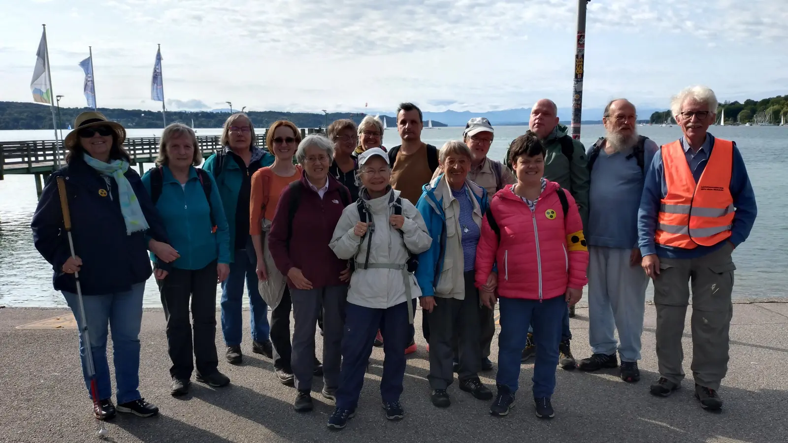 Die traditionelle Inklusionswanderung der Naturfreunde führte diesmal nach Starnberg, rechts im Bild Roman Brugger. (Foto: us)