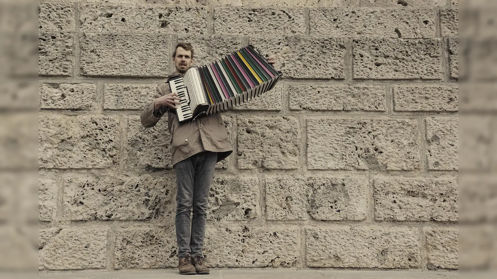 Maxi Pongratz spielt am 12. Februar bei den SWW-Werkstätten.  (Foto: Andreas Schlumprecht)