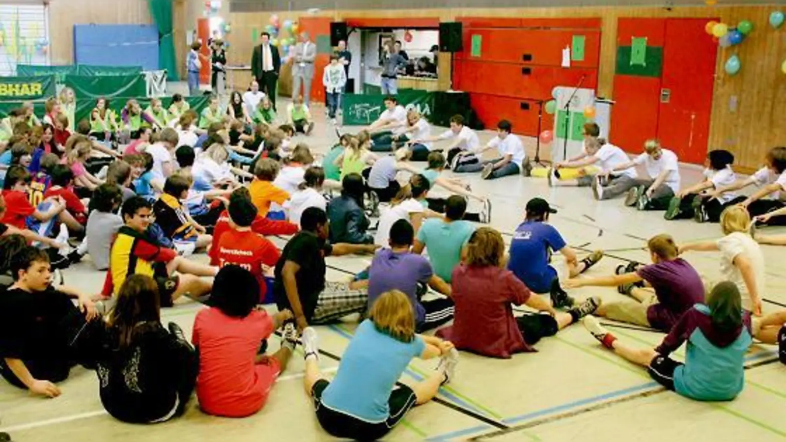 Beim gemeinsamen Sport die bestehenden Vorurteile überwinden, das war das Ziel des Sport-Events.	  (Foto: Privat)