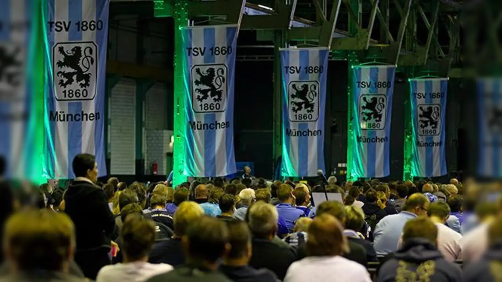 Kulturhalle Zenith: Jahreshauptversammlung des TSV 1860 München.  (Foto: Anne Wild)