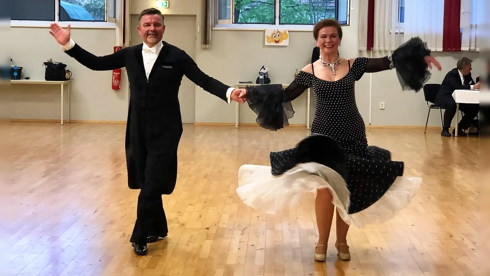 Richard und Kamilla Czierpke belegten in der Klasse BIII Standard den 3. Platz. (Foto: TSA privat)