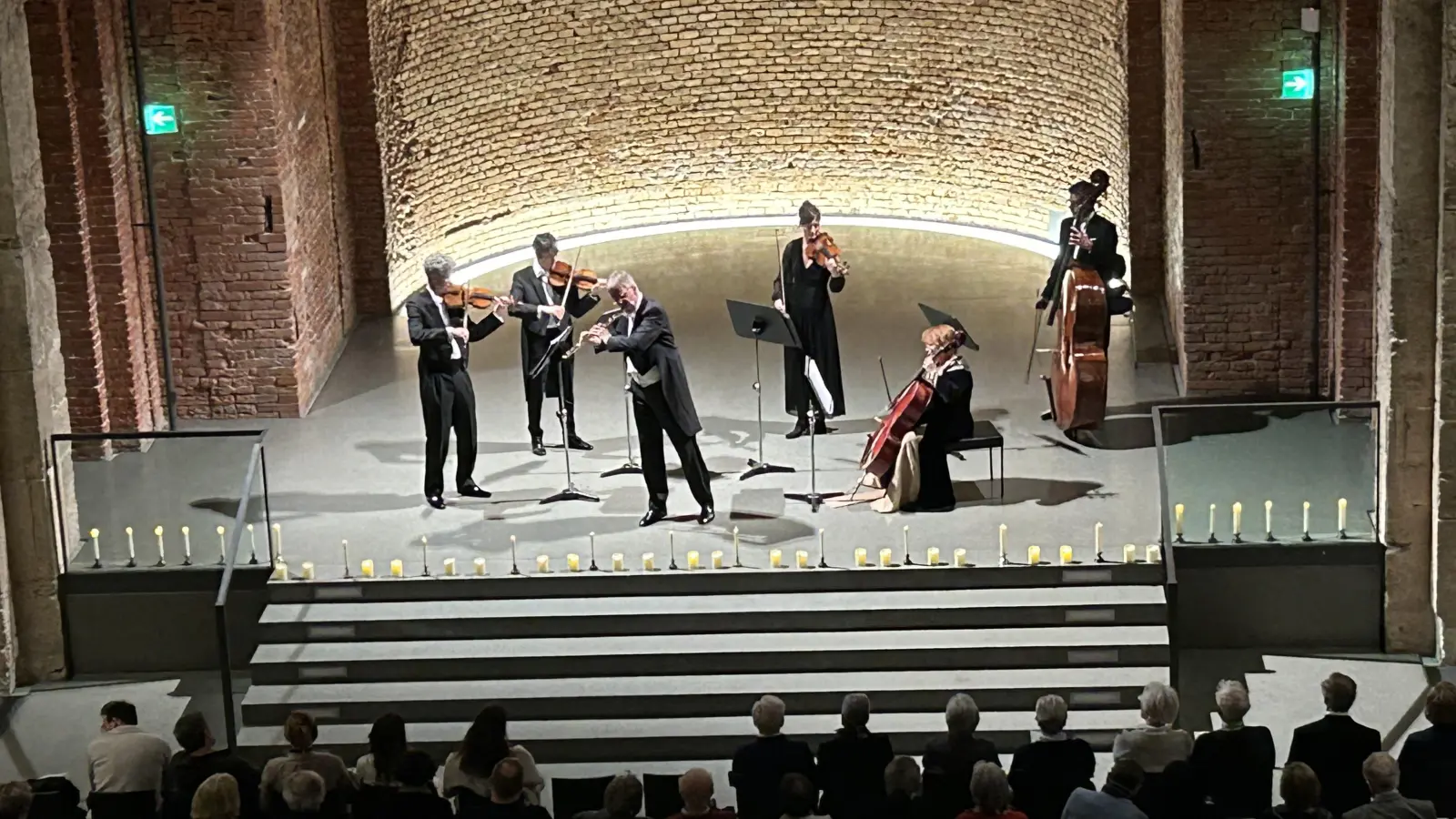 In der Allerheiligen Hofkirche findet am Sonntag, 20. Oktober, ein Konzert der Residenz Solisten statt.  (Foto: Bavaria Klassik)