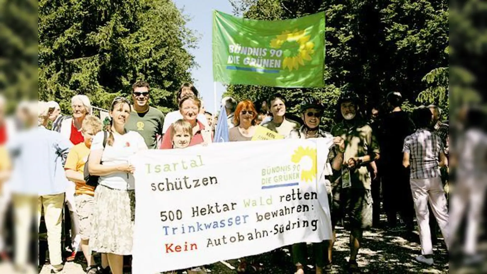 Die Gegner des Autobahn-Südrings formierten sich am vergangenen Samstag im Forst.  (Fotos: mst)